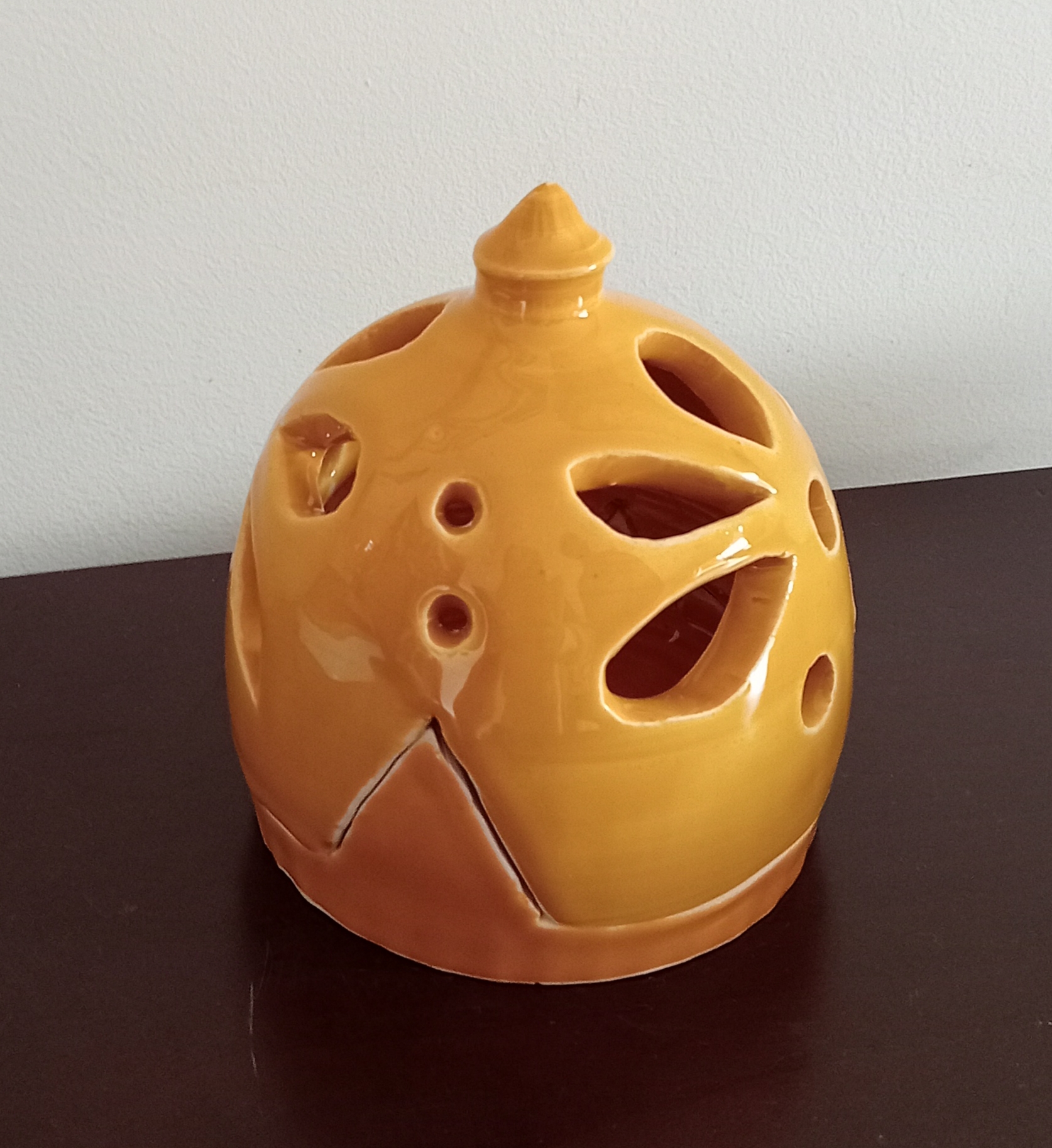 Luminária amarela 20 € (Esgotado/Sob Encomenda)